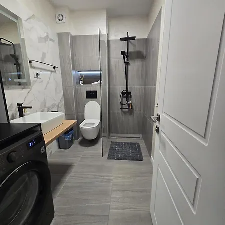 Apartment Luxury 2 Bedroom *
