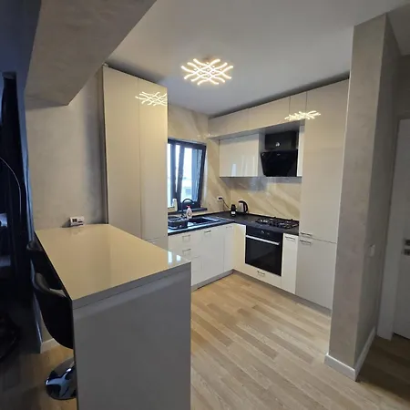 Luxury 2 Bedroom Apartment Constanta