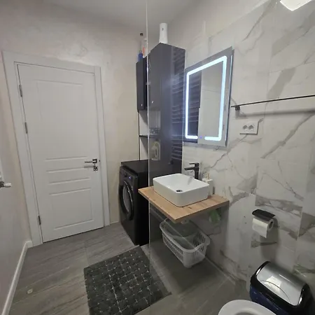 Apartmán Luxury 2 Bedroom Constanţa